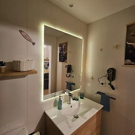 Loft On The And A Few Steps From Downtown Apartment *