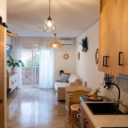 Loft On The And A Few Steps From Downtown